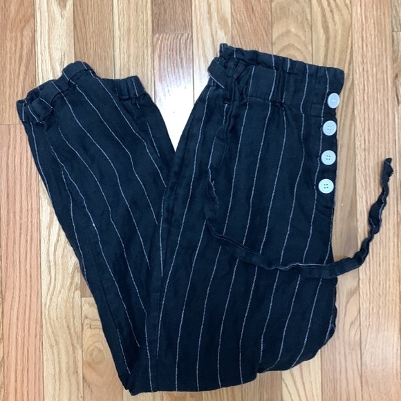 Highwaisted Paper‎ Bag Pinstripe Pants - Picture 1 of 5